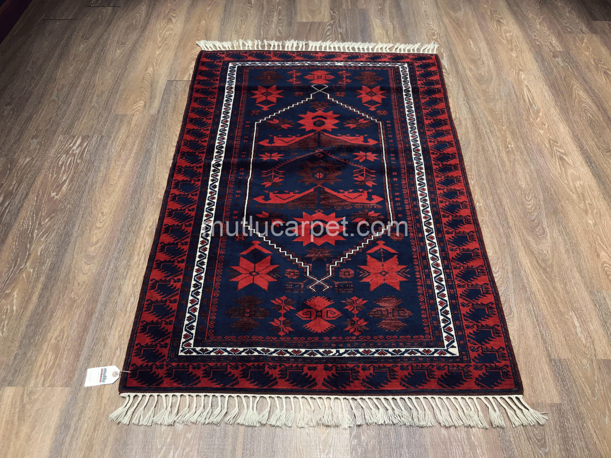 Yağcıbedir Lacivert Halı Yağcıbedir Lacivert Halı