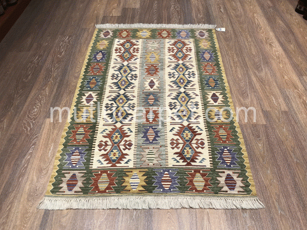 Özel İnce Kilim