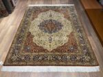 HEREKE 202 x 258