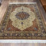 HEREKE 202 x 258