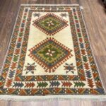 Yõrük Halısı 129 x 183 = 2,36 m2