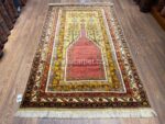 Sultanhanı 137 x 225 = 3,08 m2